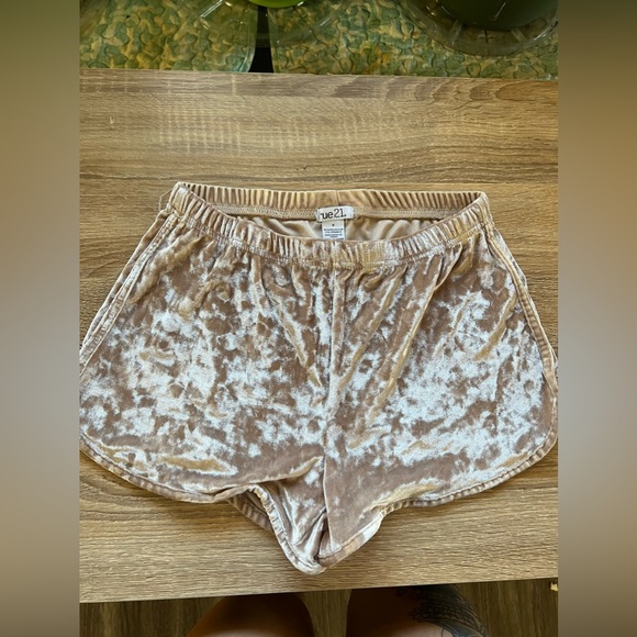 Rue21 velvet shorts, size small - Picture 1 of 2